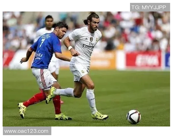 山神山形与长崎航海的激烈对决揭示足球战术与团队精神的较量